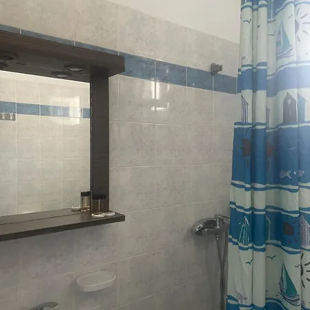 Agnantema Portside Skiathos, The Authentic Sporadean Living 2*