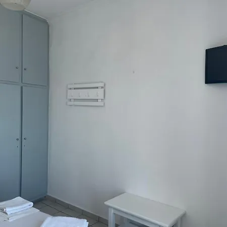 Pensionat Agnantema Portside 2*