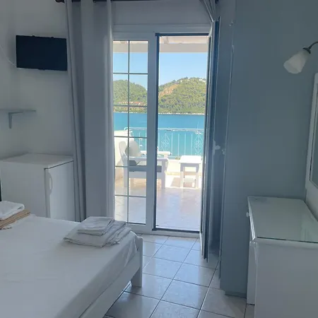 Agnantema Portside Skiathos, The Authentic Sporadean Living 2*
