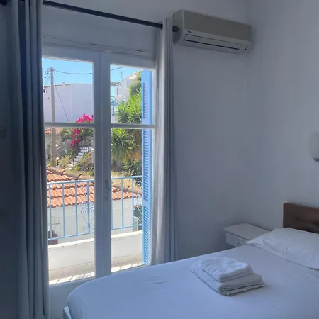 Agnantema Portside 2* Skiathos stad