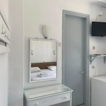 Agnantema Portside Gæstehus 2*