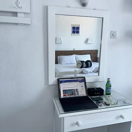 Agnantema Portside Skiathos, The Authentic Sporadean Living Skiathos Town