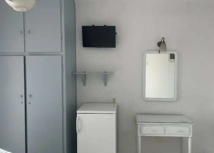 Agnantema Portside Guest house 2*