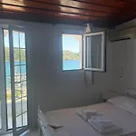 بيت ضيافة Agnantema Portside