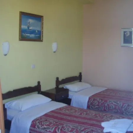 Agnantema Portside Skiathos Town