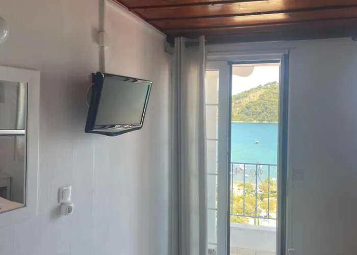 Agnantema Portside Pensjonat