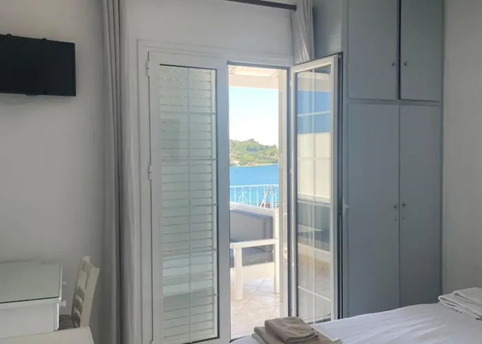 Agnantema Portside Pensjonat 2*