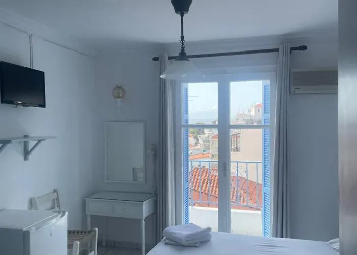 Agnantema Portside Skiatos